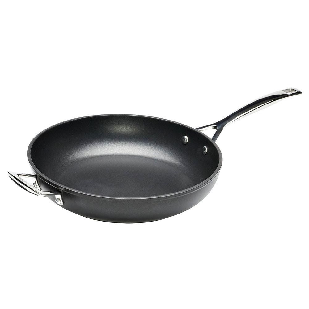 Sartén Antiadherente Alta PRO de Le Creuset – Fabricada en Aluminio Forjado con Revestimiento Reforzado para Todo Tipo de Cocinas, Incluida Inducción