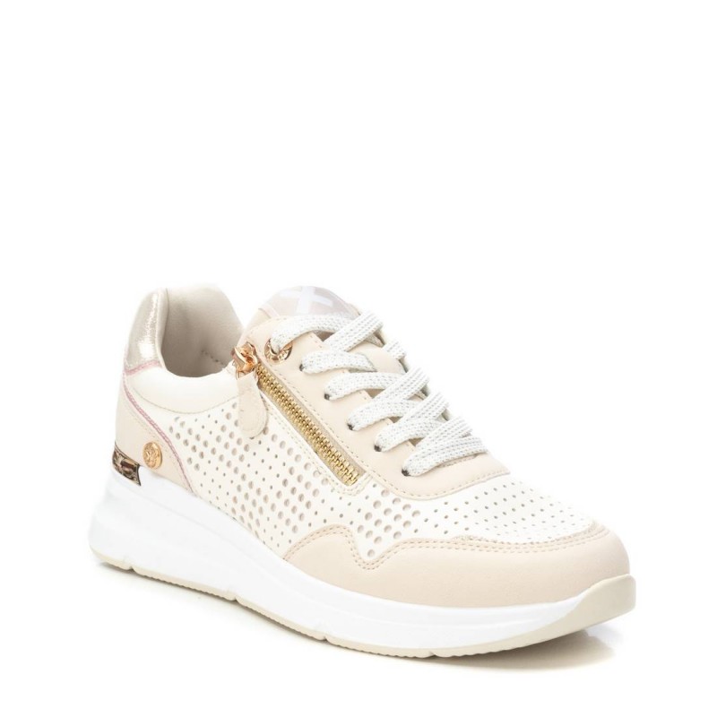 Xti mod. 143990 Deportivo con cordones y con detalle cremallera