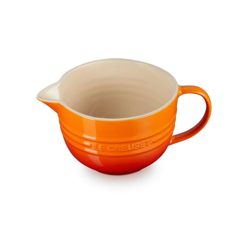 Bol Profundo de Cerámica Esmaltada de 2 Litros con Mango y Pico de Vertido - Colección Signature de Le Creuset