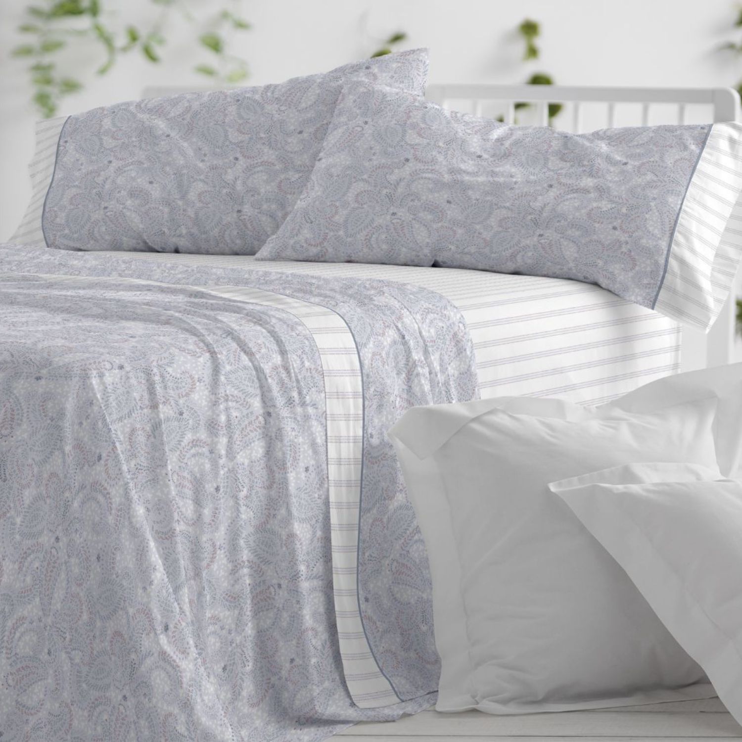 Juego Sábanas BURRITO BLANCO 100% Algodón Extrasuave Diseño Paisley Azul - Larga Duración, Anti-Pilling - Cama 90-200cm