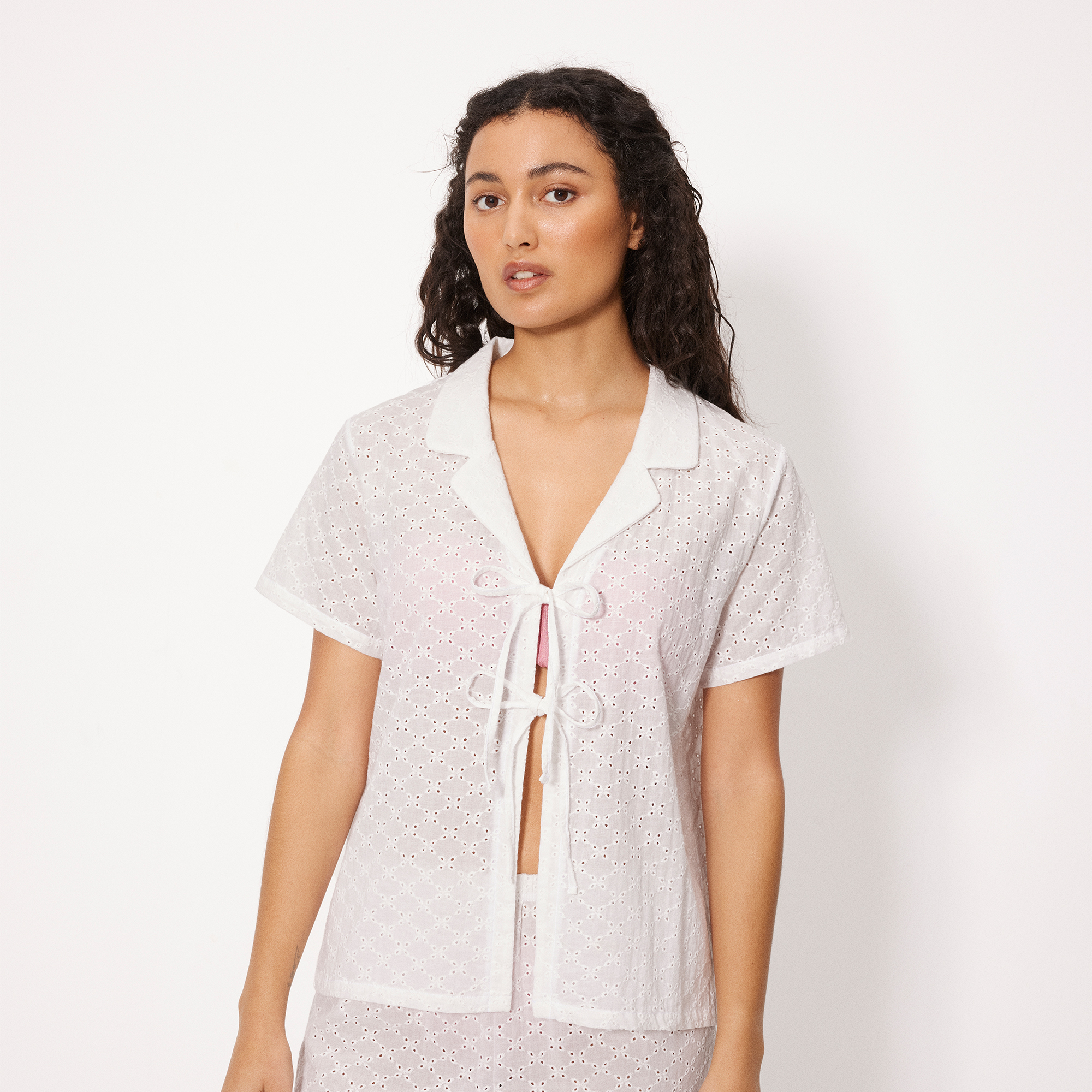 Ysabel Mora - Camisa manga corta algodón bordado blanco