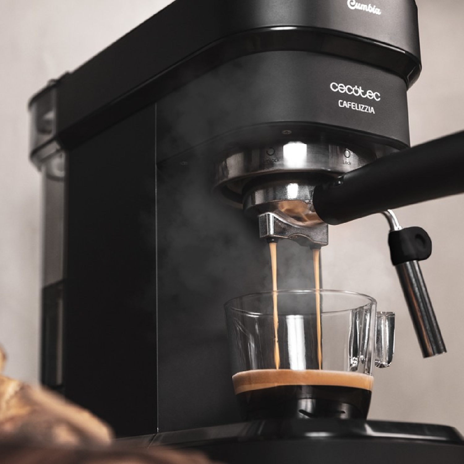 Cecotec Cafelizzia 790 Black Pro Cafetera Espresso con Manómetro