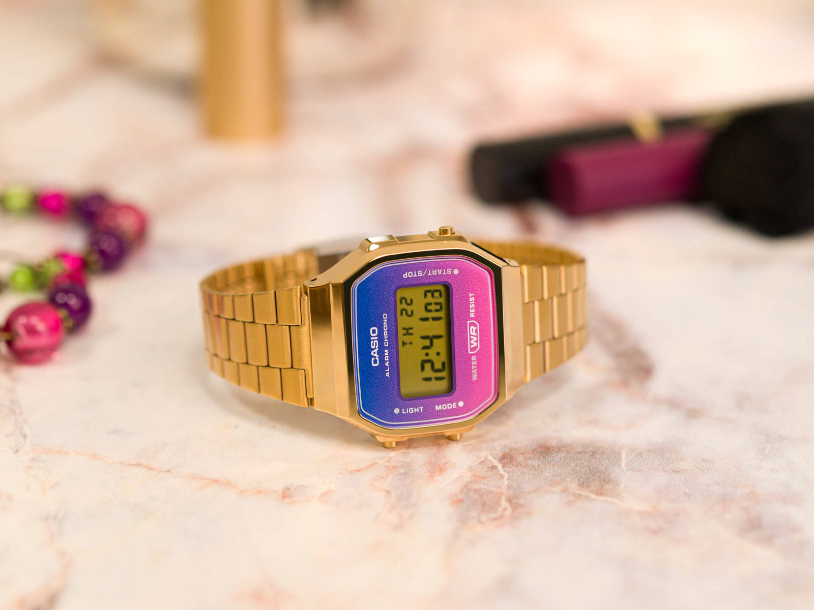 Casio LA680WGA-4C Reloj digital con alarma en tono dorado vintage para  mujer, Tono dorado., Casual