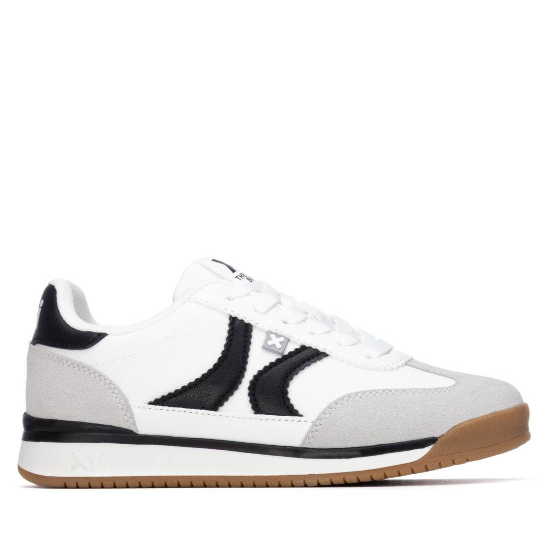 Xti - Zapatilla Niño - Calzado Cómodo y Versátil - Moda casual - Modelo  15301301