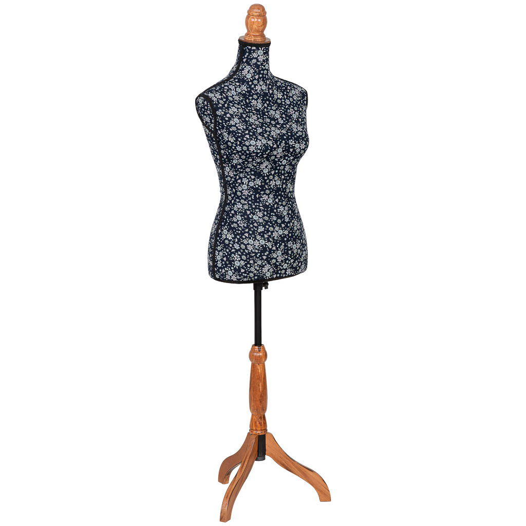 Wonderlust Deco - Maniquí de madera y espuma con tela negro 37.5x24x168h cm Negro 37.5x24x168h cm