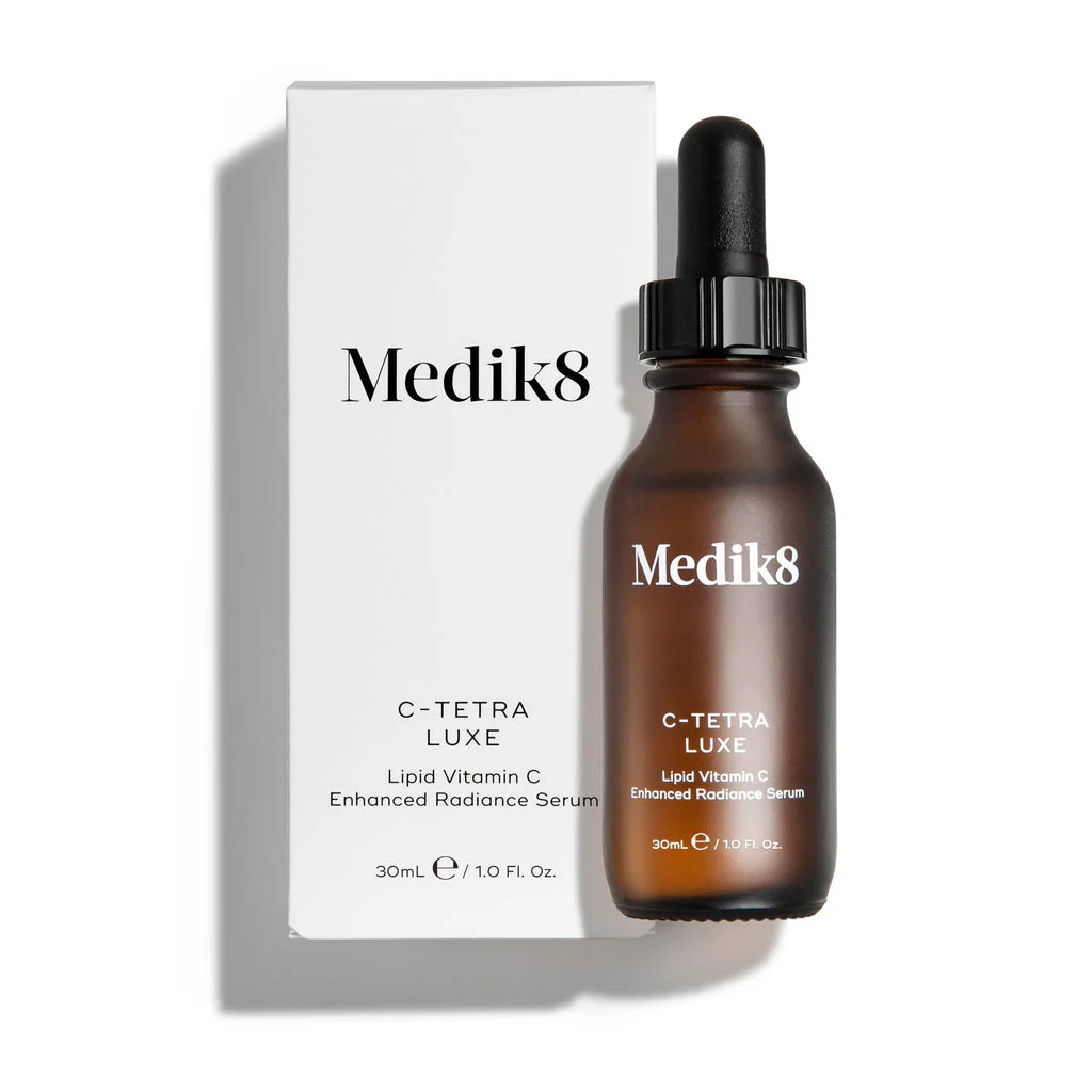 medik8 - Sérum antioxidante C-Tetra® Luxe con 14% vitamina C estabilizada, textura aterciopelada para luminosidad inmediata y protección contra radicales libres, ideal para pieles sensibles, secas o maduras