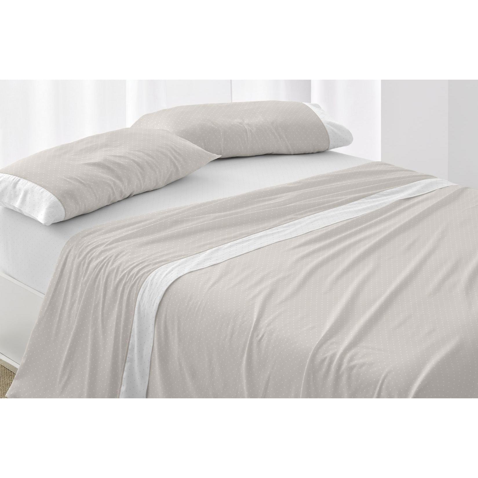 Juego de sábanas Burrito Blanco, incluye encimera, bajera ajustable y funda de almohada. Diseño elegante de topos en beige sobre blanco. Tejido 144 hilos, algodón 50%-poliéster 50%: Suave, duradero y de fácil planchado. Bajera para colchones hasta 32 cm