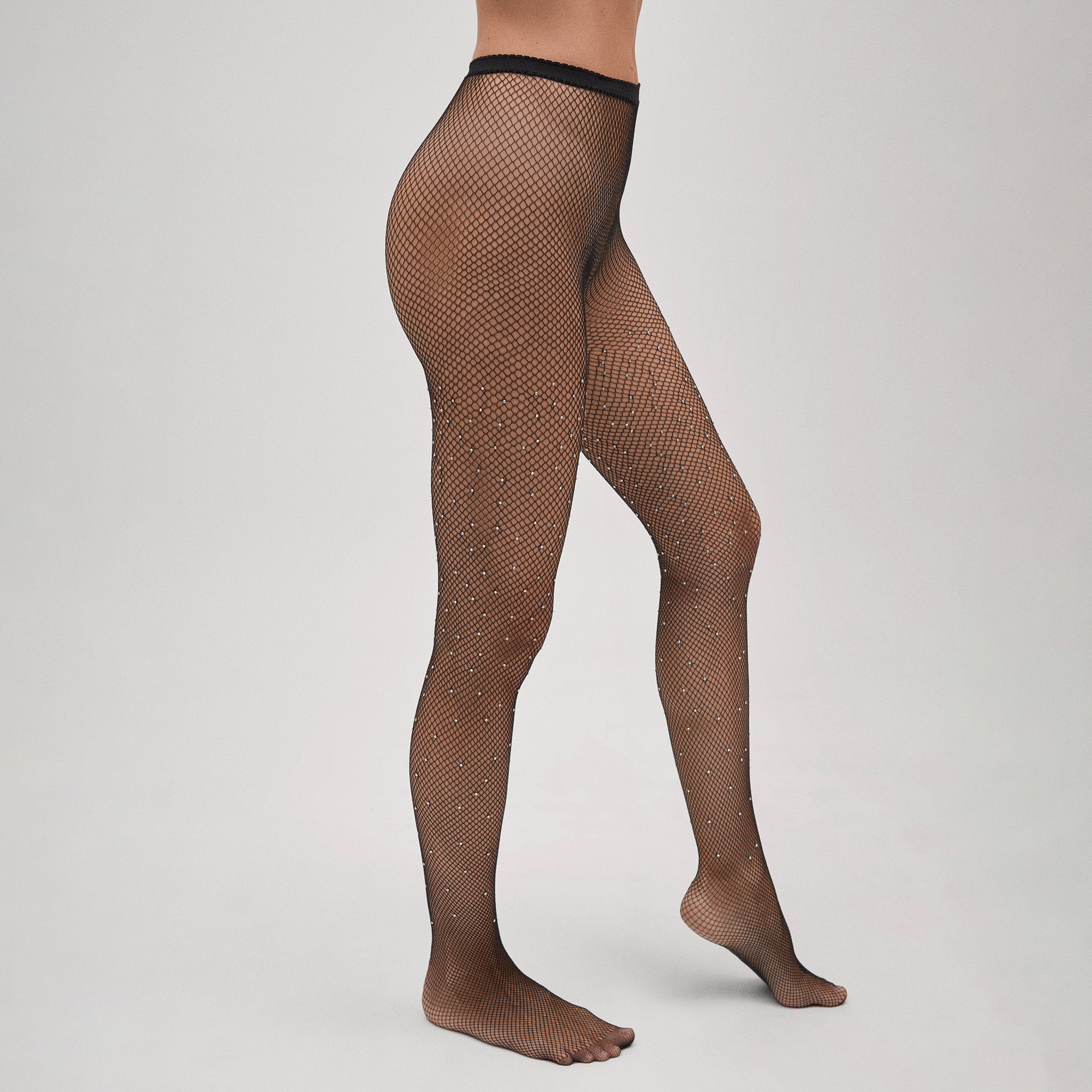 Ysabel Mora - Panty de red brillante
