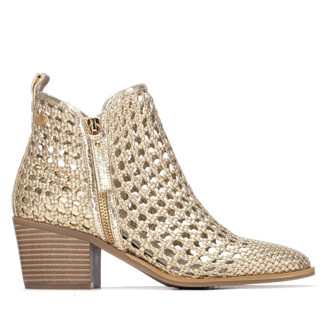 Xti - Botas Camperas Mujer - Calzado Cómodo y Versátil - Moda casual - Modelo  14526702