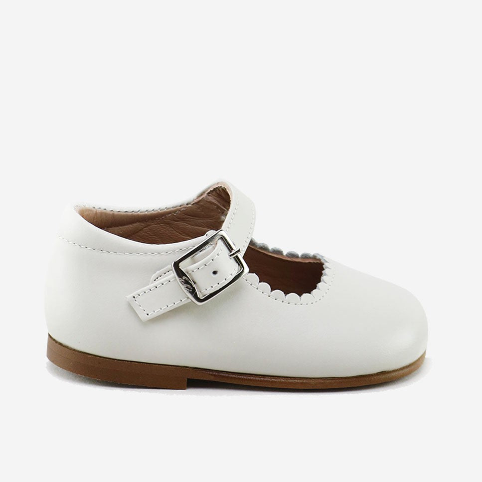 Merceditas Feston Beige Cucada | Eli 1957