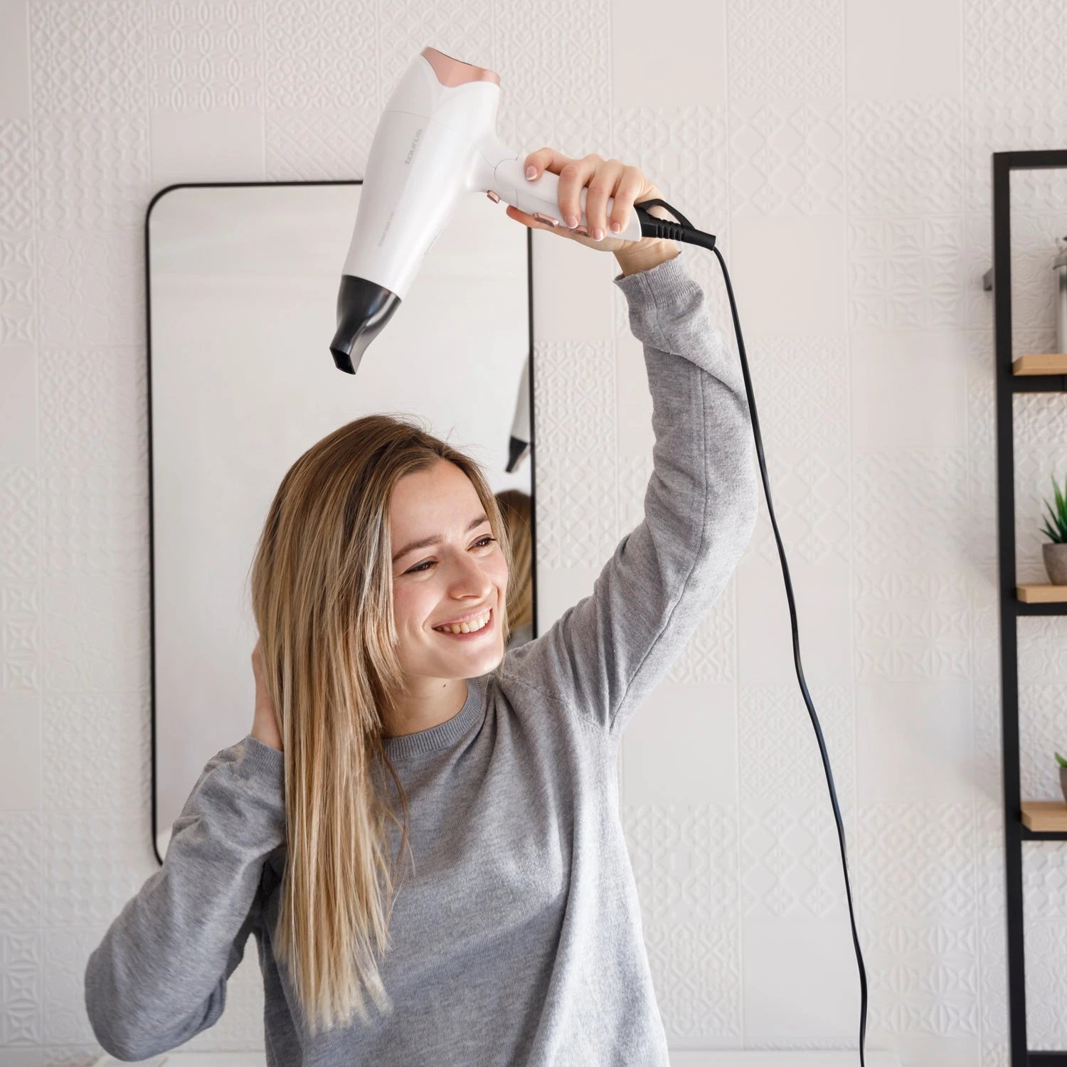 Secador de pelo 2400W Estándar TAURUS Studio 2500 Ionic  | 2 Velocidades, 3 Temperaturas, 900116000, Blanco