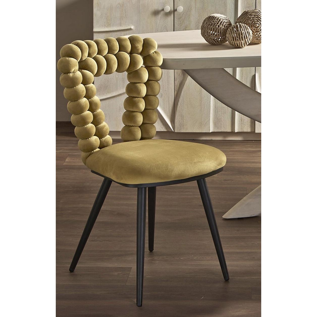 Silla nimpha triangular terciopelo amarillo 47x47x85 cms. El mejor complemento para tu hogar.