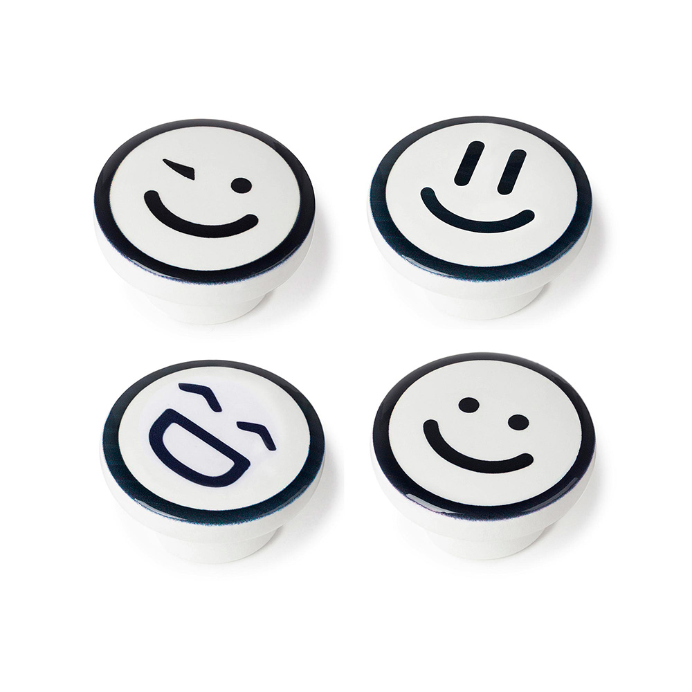 Blister con 4 pomos redondos para mueble fabricado en madera acabado decorativo mod.m9 ø38mm rei