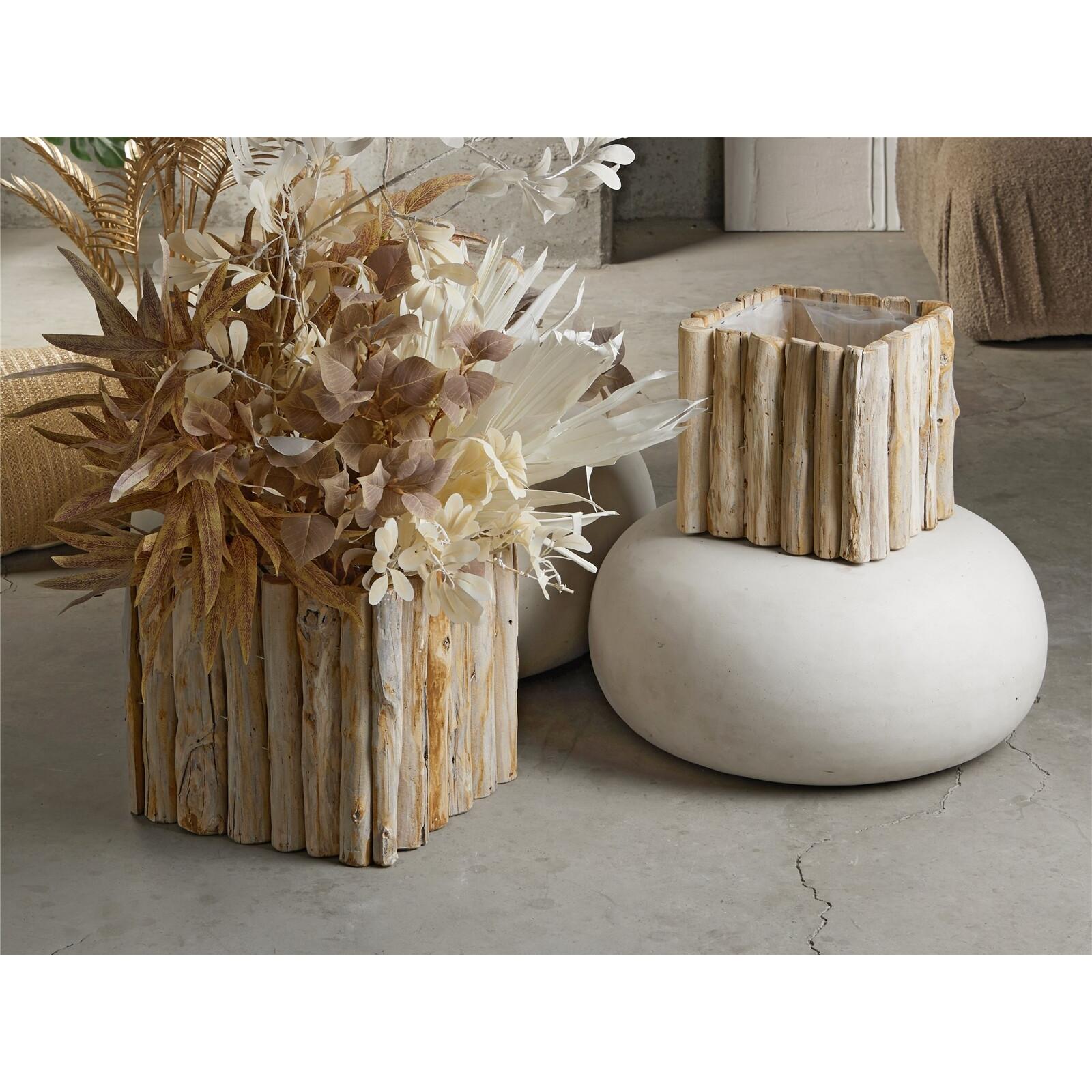 Macetero cuadrado madera 35 cms. s/2 35dx30 cms. El mejor complemento para tu hogar lo encontrarás aquí.