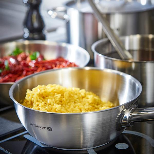 Sartén Profunda de Acero Inoxidable 18/10 de De Buyer, Diseño Satinado, Altas Paredes para Minimizar Salpicaduras, Uso Profesional y Doméstico, Apta para Todo Tipo de Cocinas