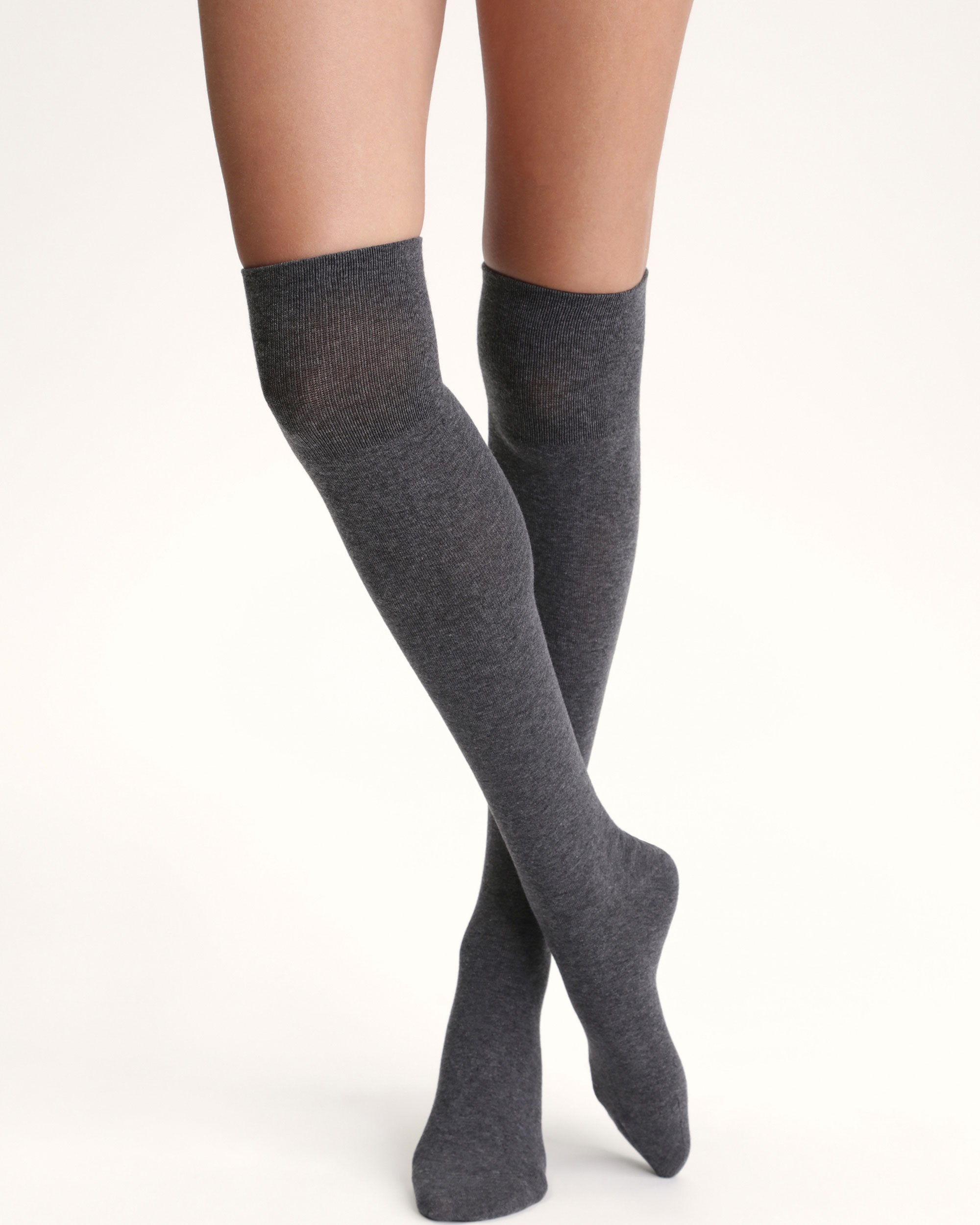 Calcetines largos y altos de mujer