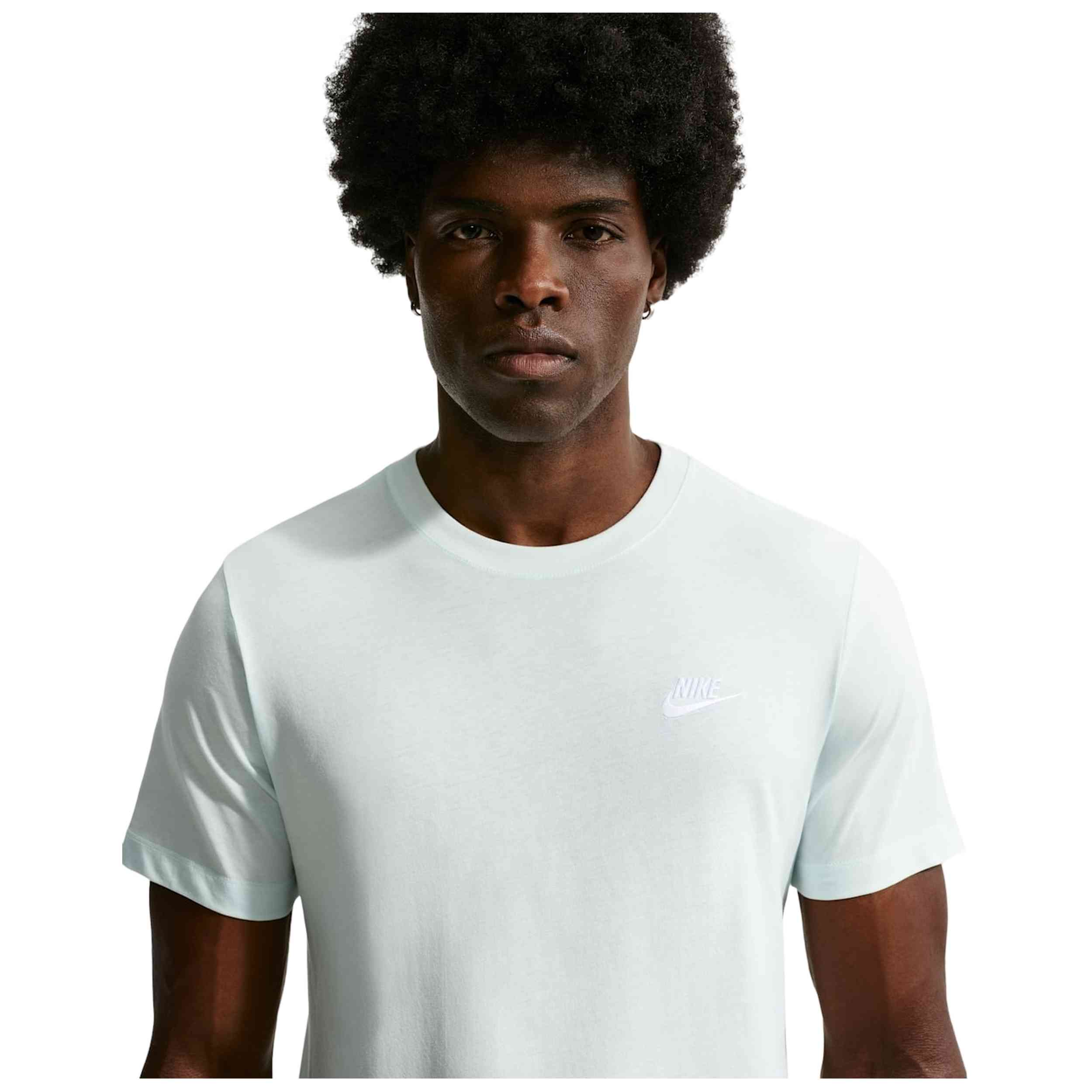 Camisetas Nike modelo Ar4997 en color Verde