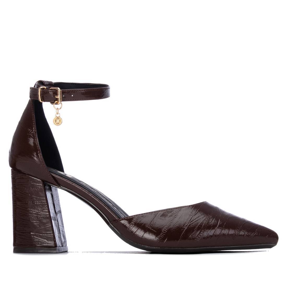 Xti - Zapato Mujer - Calzado Cómodo y Versátil - Moda casual - Modelo  14644102