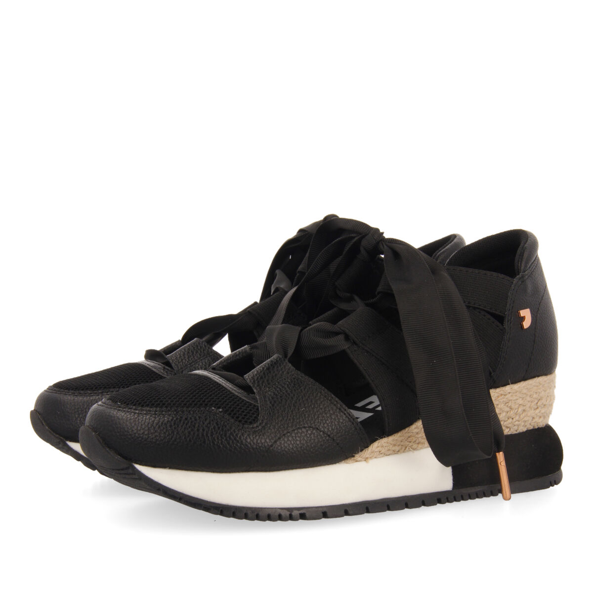 Zapatilla Negras Mujer Gioseppo - Comodidad Garantizada