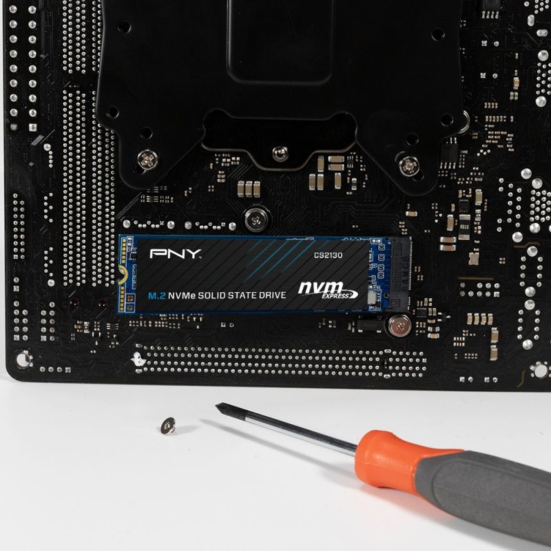 PNY - Disco duro SSD M.2 NVMe PNY M280CS2130 de 2 TB con velocidad hasta 3500 MB/s para PC y portátil, ideal para gaming y creación de contenido