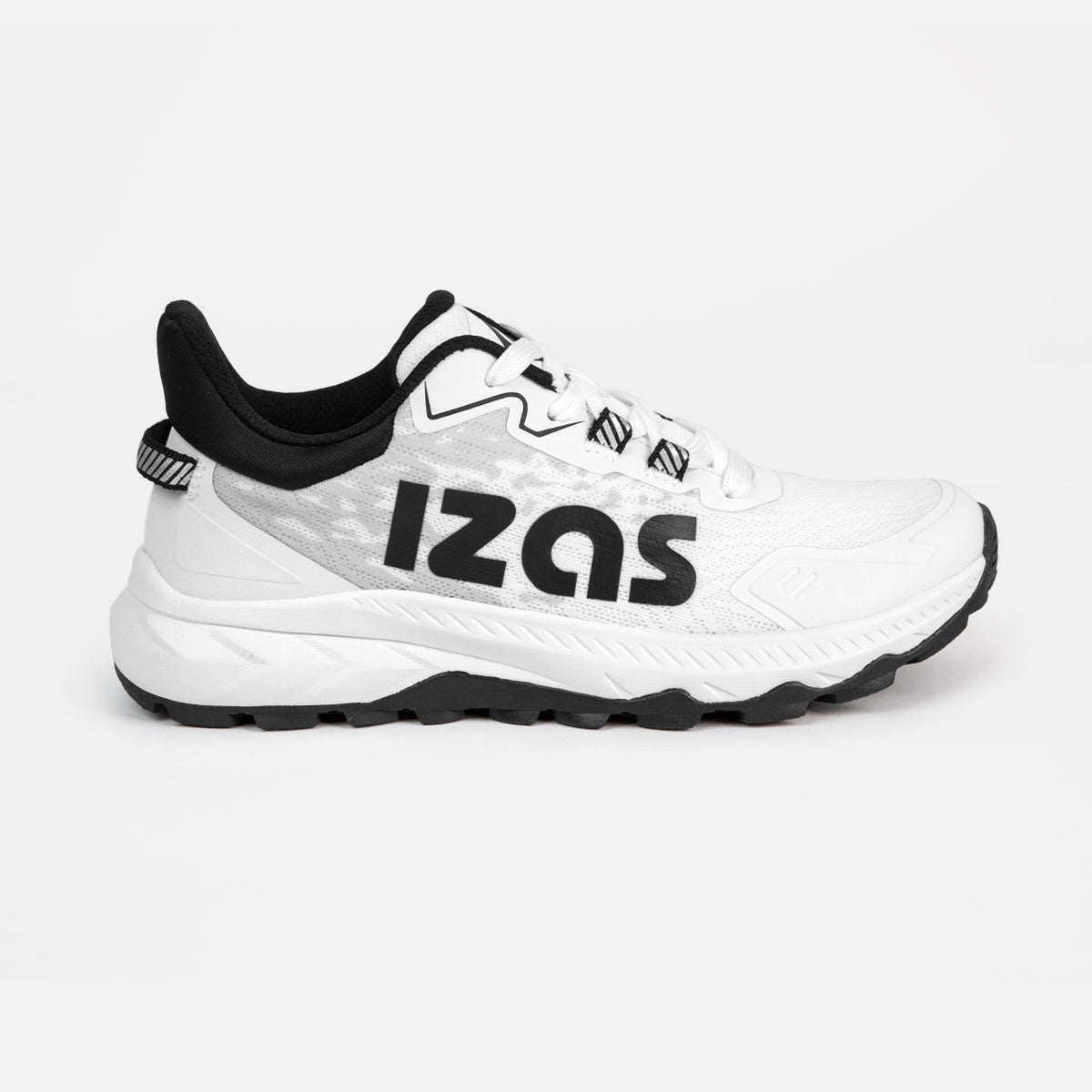 Izas - Zapatillas de Trail Running para Hombre - Zapatillas Deportivas con Tacos en la Suela - Trabilla Extendida en el Talón - Ligeras y Resistentes - Aptas para Veganos - Ikki Azul Oscuro - Talla 39