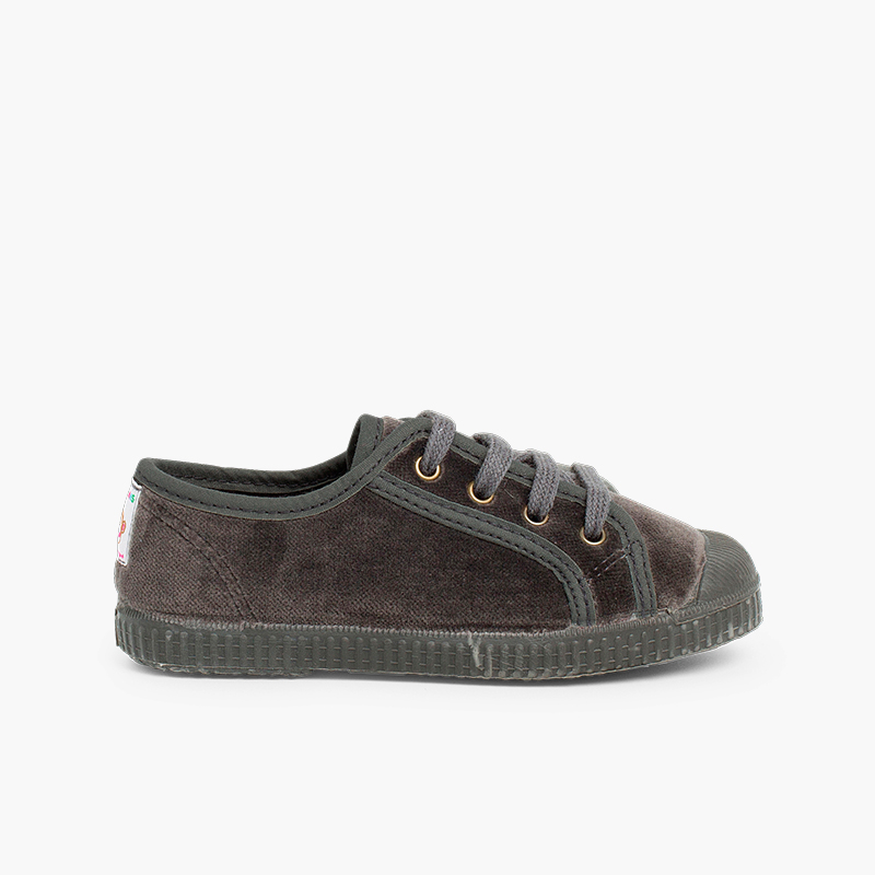 Pisamonas Zapatilla Terciopelo Con Cordones