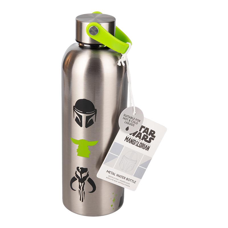 Botella metálica de Mandalorian y Grogu con asa de transporte.