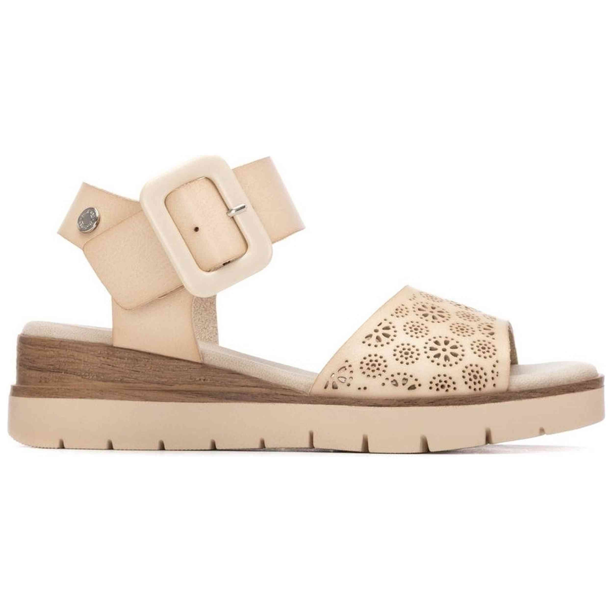 Sandalias Refresh modelo 175168HIELO para Mujer en color Beige
