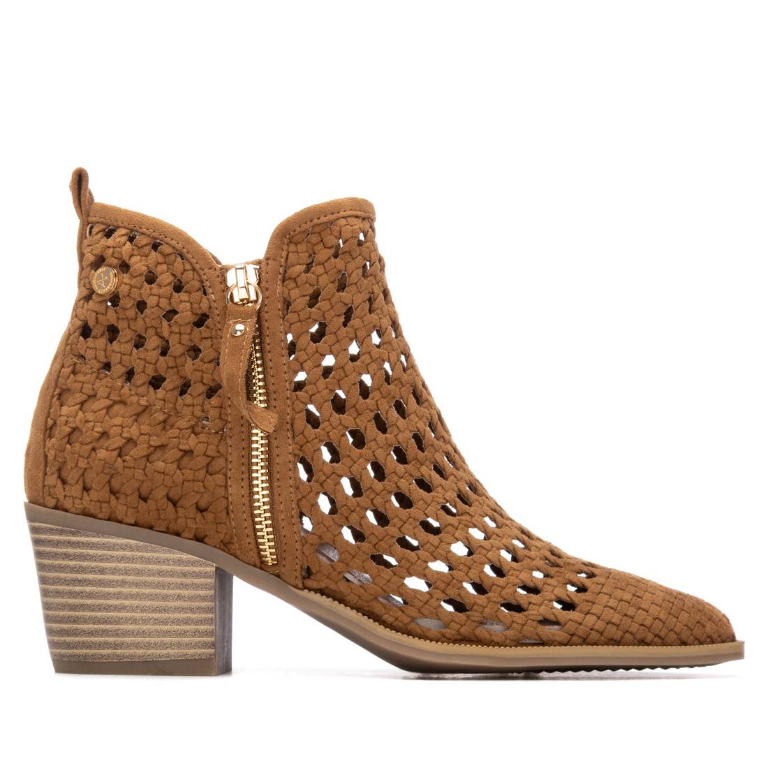 Xti - Botas Camperas Mujer - Calzado Cómodo y Versátil - Moda casual - Modelo  14526702