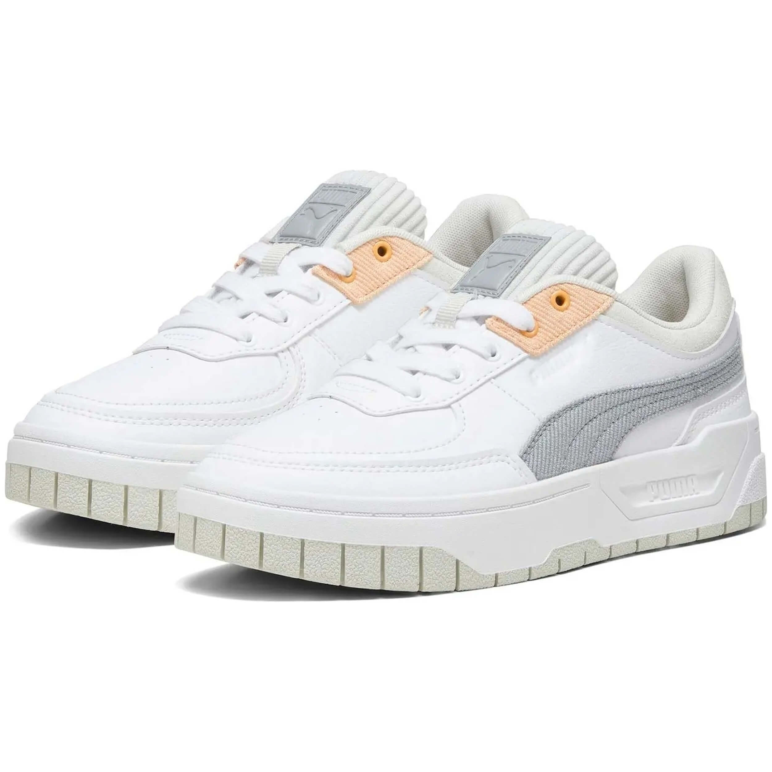 PUMA Calzado Sportswear marca modelo para mujer en color blanco