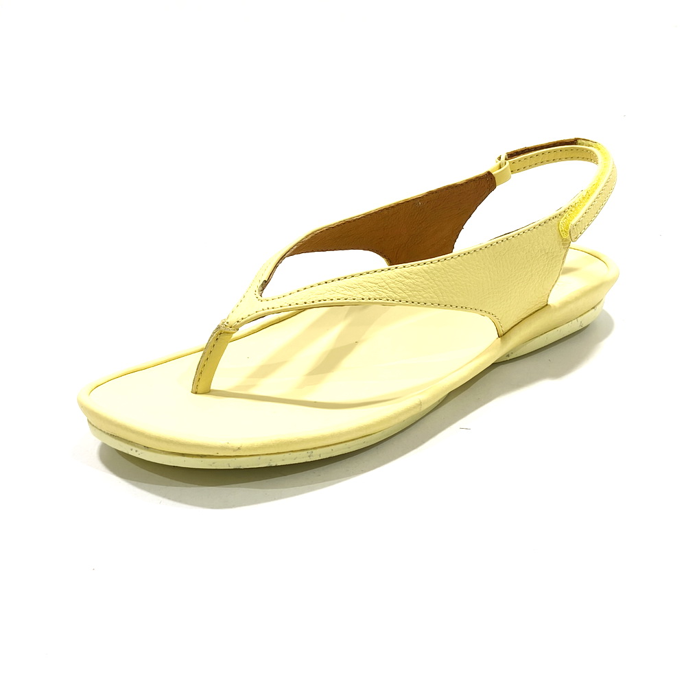 Sandalias Camper modelo K201871-003 en color Amarillo