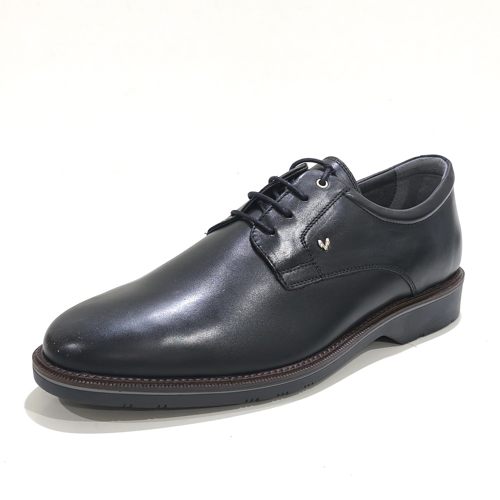 Zapatos Martinelli modelo 2889Ea-000 en color Negro