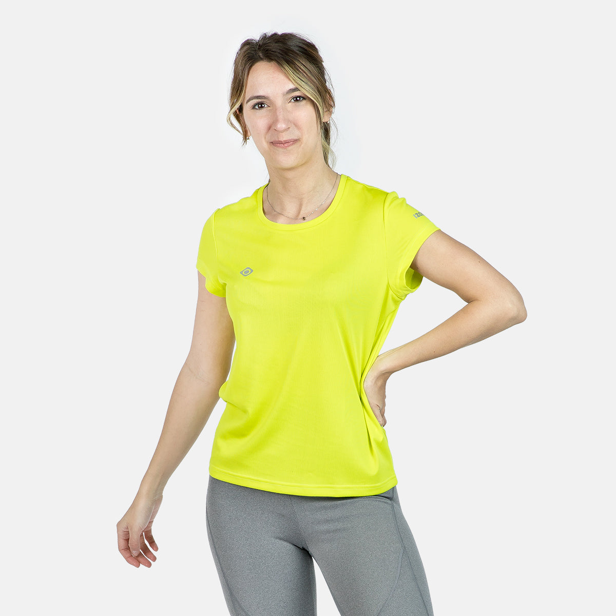 Izas- Camiseta Técnica para Mujer con Tecnología Dry Fit - Camiseta Deportiva de Manga Corta con Hydrospeed Que Expulsa el Sudor a la Superficie y Mantiene Seca la Piel - Creus Bearberry - Talla L
