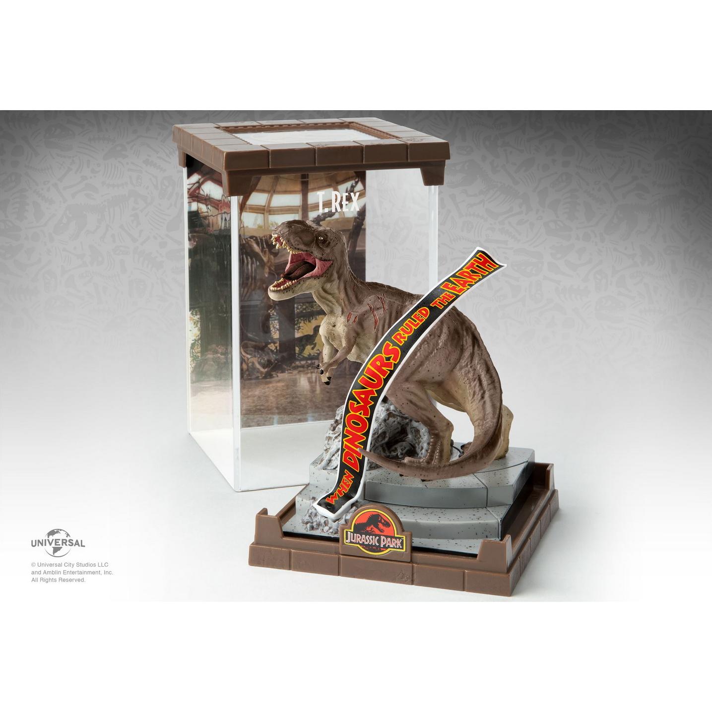 The Noble Collection Jurassic Park Tyrannosaurus Rex flexible figure is a CE certified dinosaur model perfect for collectors, showcasing high-quality craftsmanship and attention to detail, ideal for fans of dinosaurs and Jurassic World.