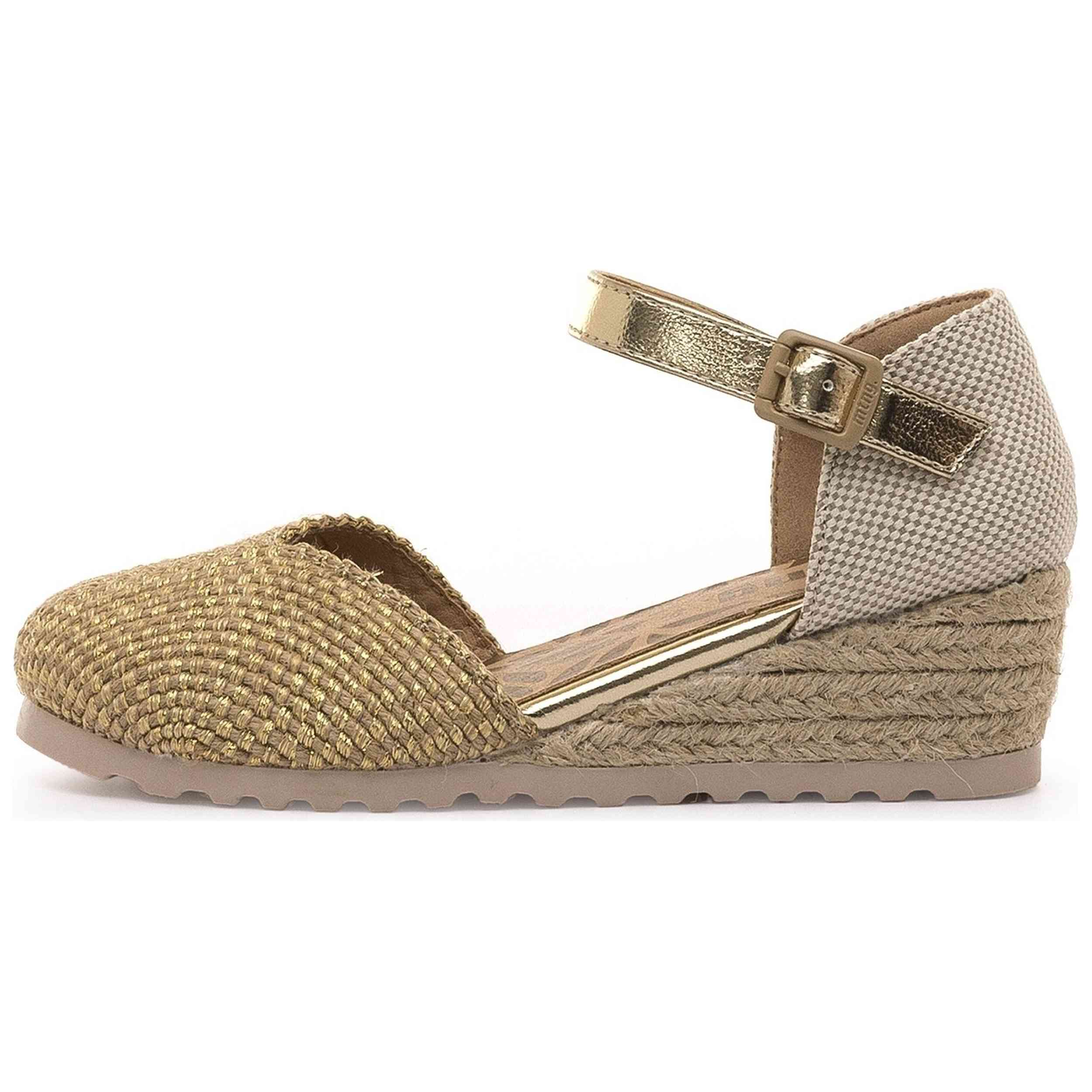 Sandalias Mustang modelo 225-40037-C59845 para Niñas en color Dorado