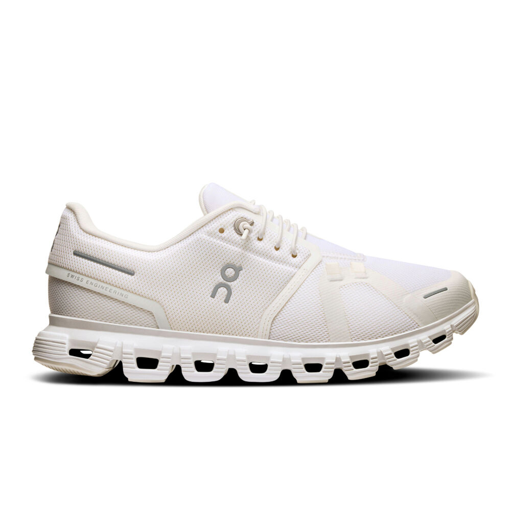 Zapatillas Blancas On Running Cloud 6 Woman White Cómodas y Ligeras