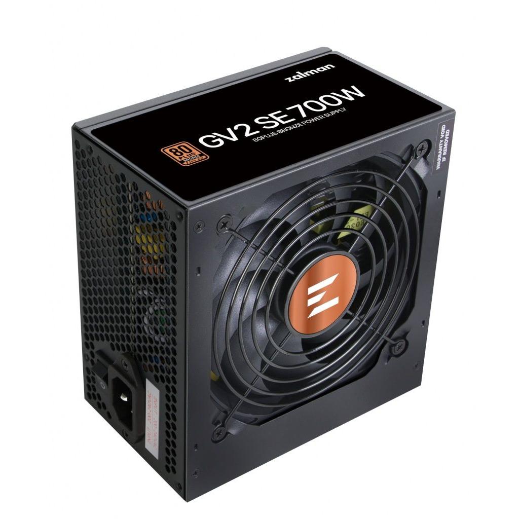 Zalman - Fuente de alimentación PC FA1267148 de 700 W con certificación 80 PLUS Bronze, eficiencia del 88 %, diseño modular y refrigeración silenciosa de 12 cm para gaming y trabajo profesional