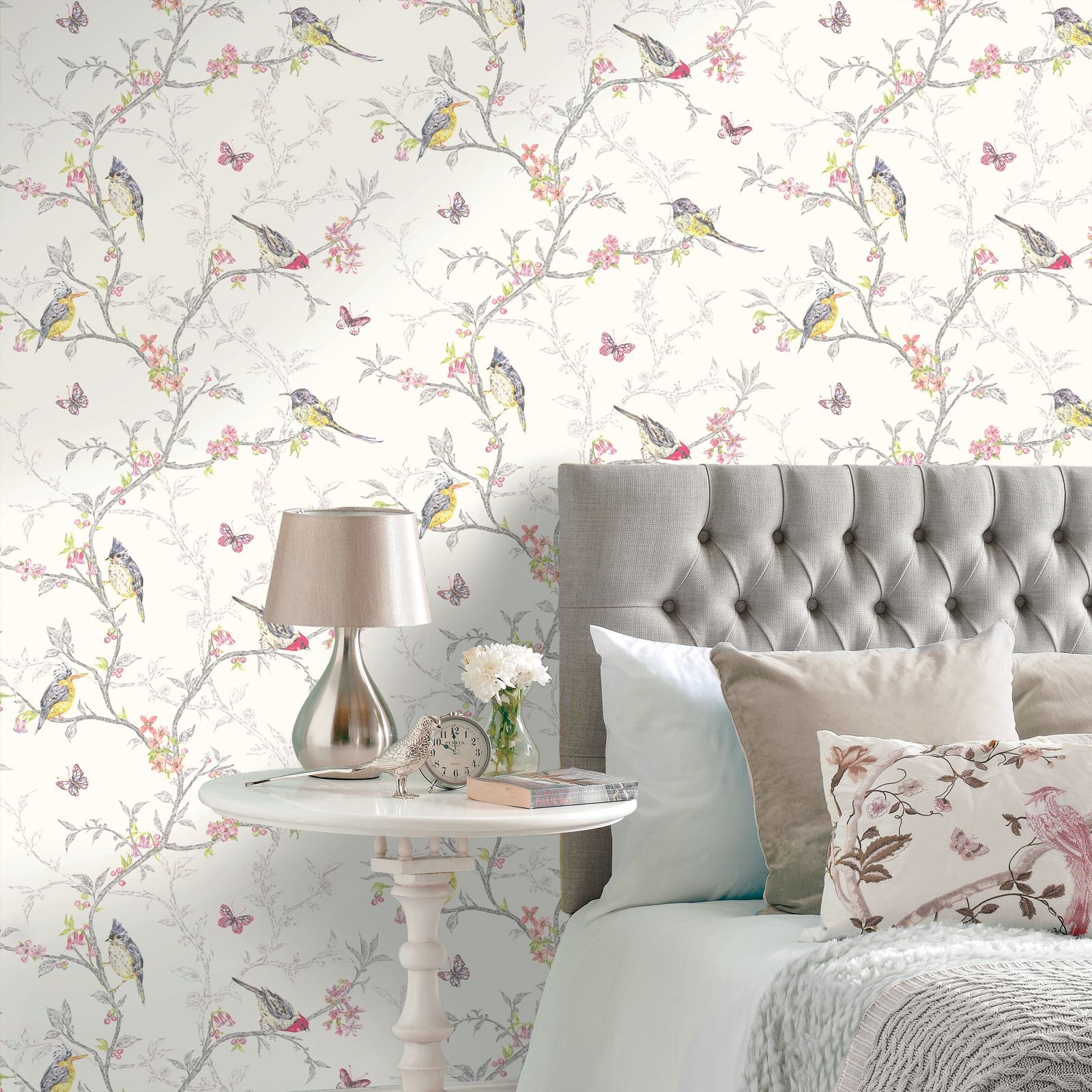 Papel pintado romántico de pájaros y mariposas en ramas de árbol - Birdie 564683 de GAULAN - Rollo de 10 m x 0,53 m