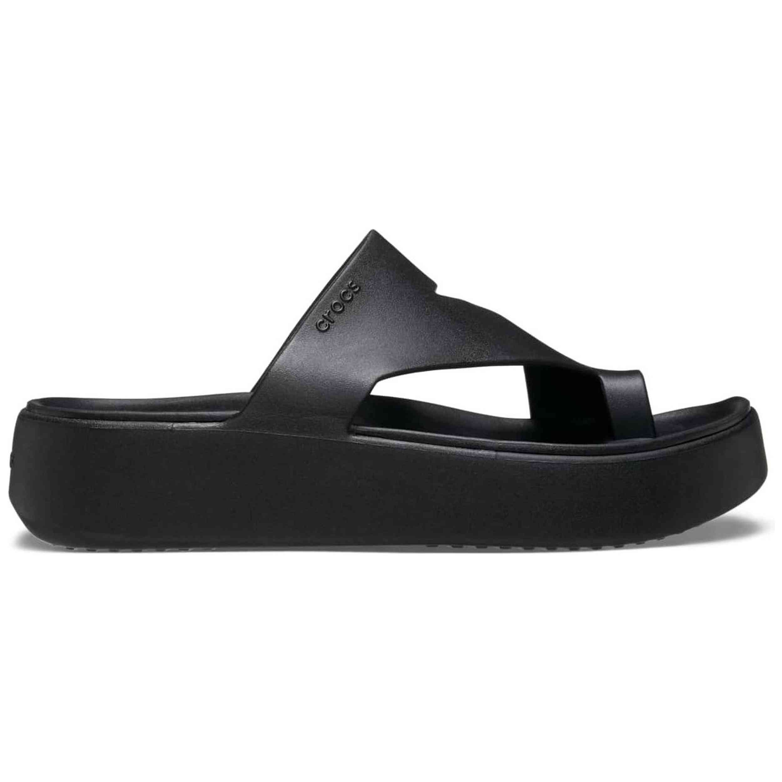 Sandalias Crocs modelo Getaway Platform Toe Loop para Mujer en color Negro