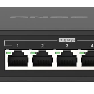 QNAP QSW-1105-5T switch No administrado Gigabit Ethernet (10/100/1000) Negro