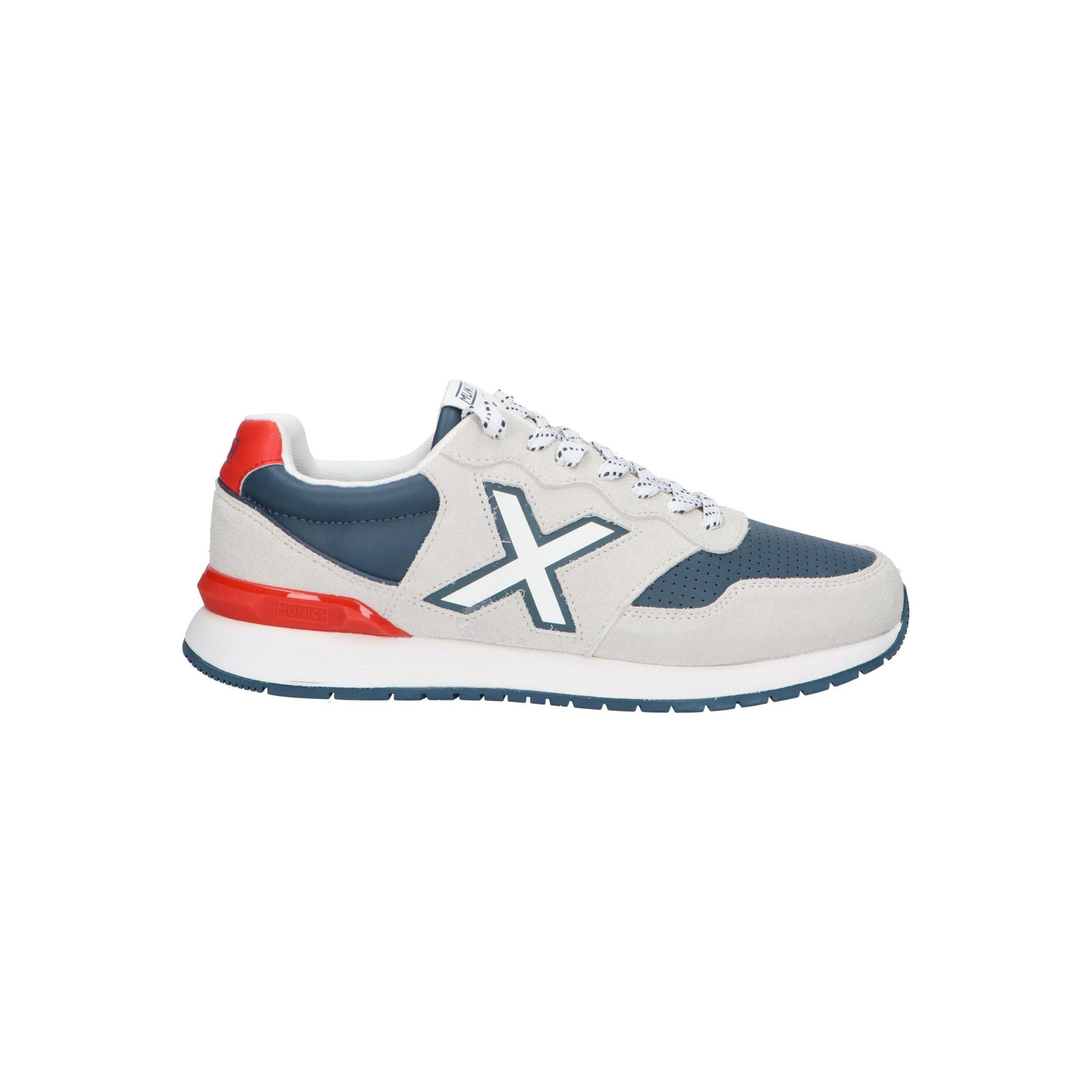 Munich men's casual sneakers in gray, made of leather and textile with a rubber sole, breathable design, ideal for all-season wear and walking. Comfortable men's sneakers perfect for sports and style.