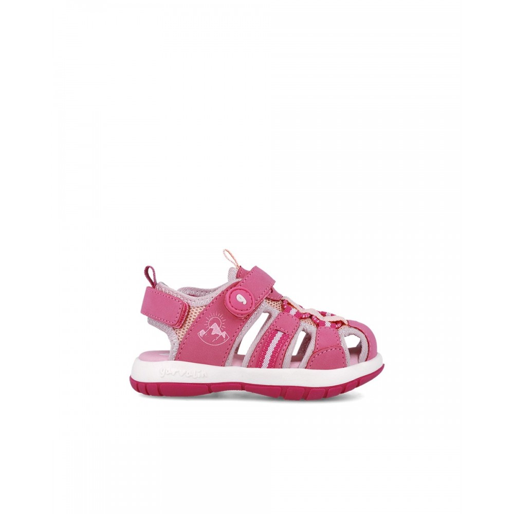 Sandalias planas niña GARVALIN 252821-C146 SANDALIA TREKKING FUCSIA 34503 25V