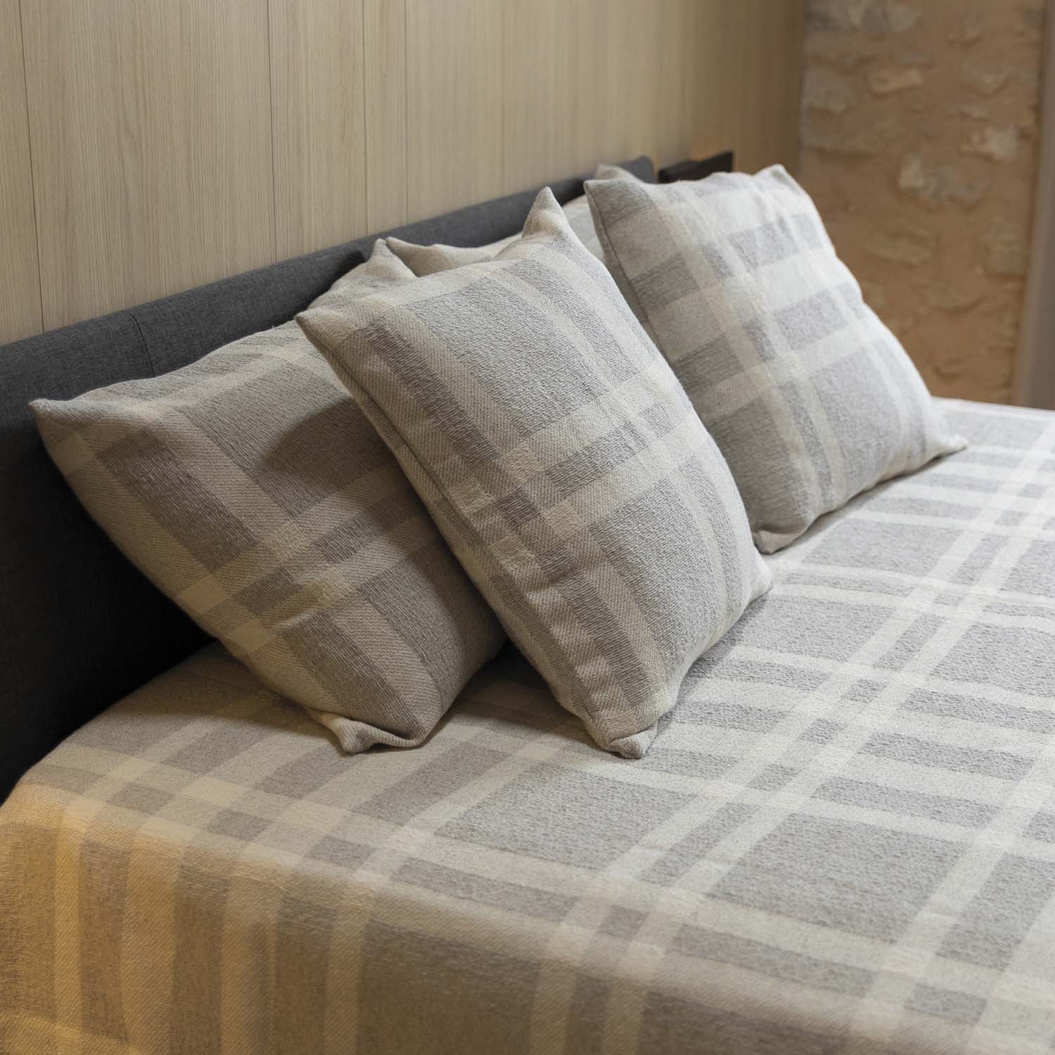NATURALS - Colcha Foulard de Tejido Jacquard - 80% Algodón y 20% Poliéster - Ideal para Primavera y Verano - Disponible para Cama 90/135-150/180 - 5 Modelos - Fabricado en España