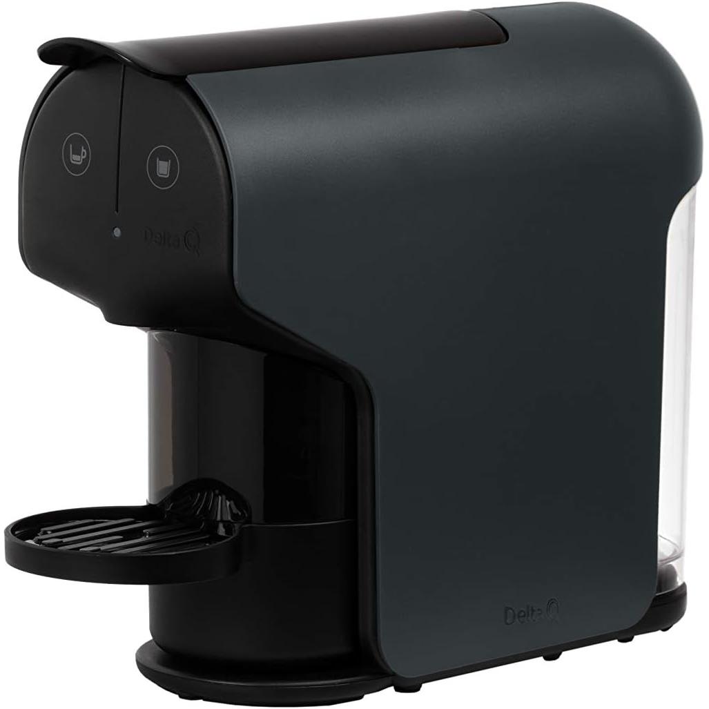 Delta Q - Cafetera para Cápsulas Delta Q Quick - Para Bebidas Calientes y Cafés - Sencilla y Práctica - Diseño Elegante - Fácil de Usar - Potencia 1200 W - Dimensiones 116 x 257 x 350 mm