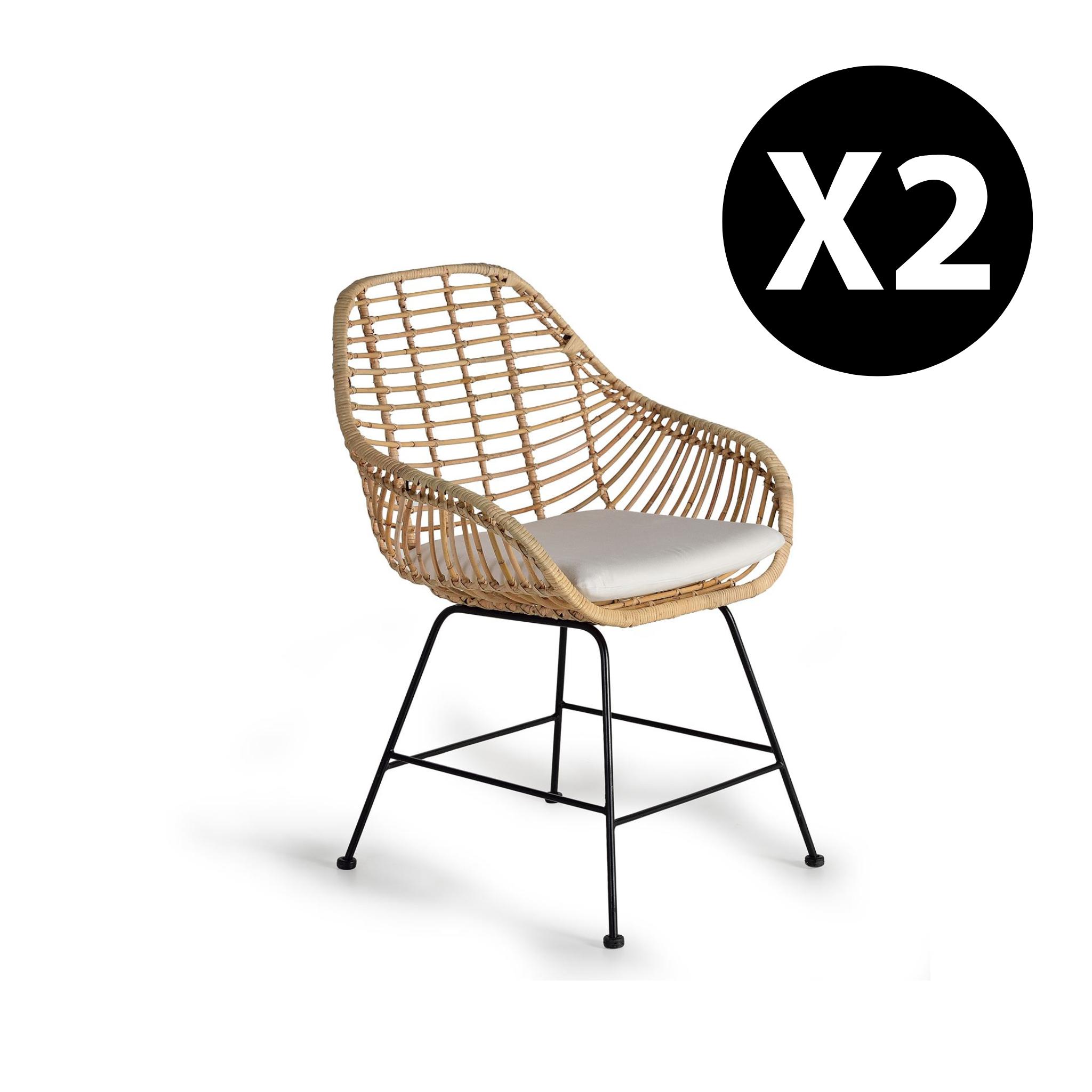 Set de 2 sillas de rattan con cojín incluído