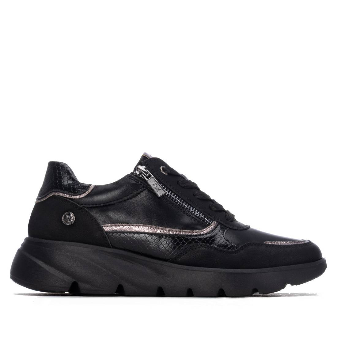 Xti - Zapatilla Mujer - Calzado Cómodo y Versátil - Moda casual - Modelo 14611101