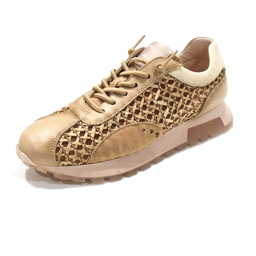 Zapatos Hispanitas modelo 264741 en color Beig