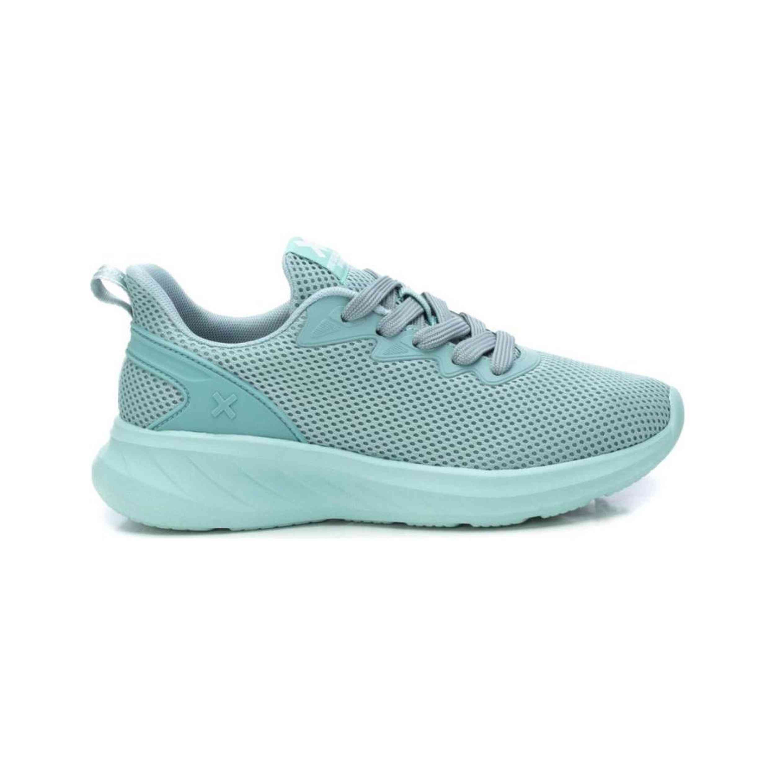 Zapatillas XTI  para mujer en color verde