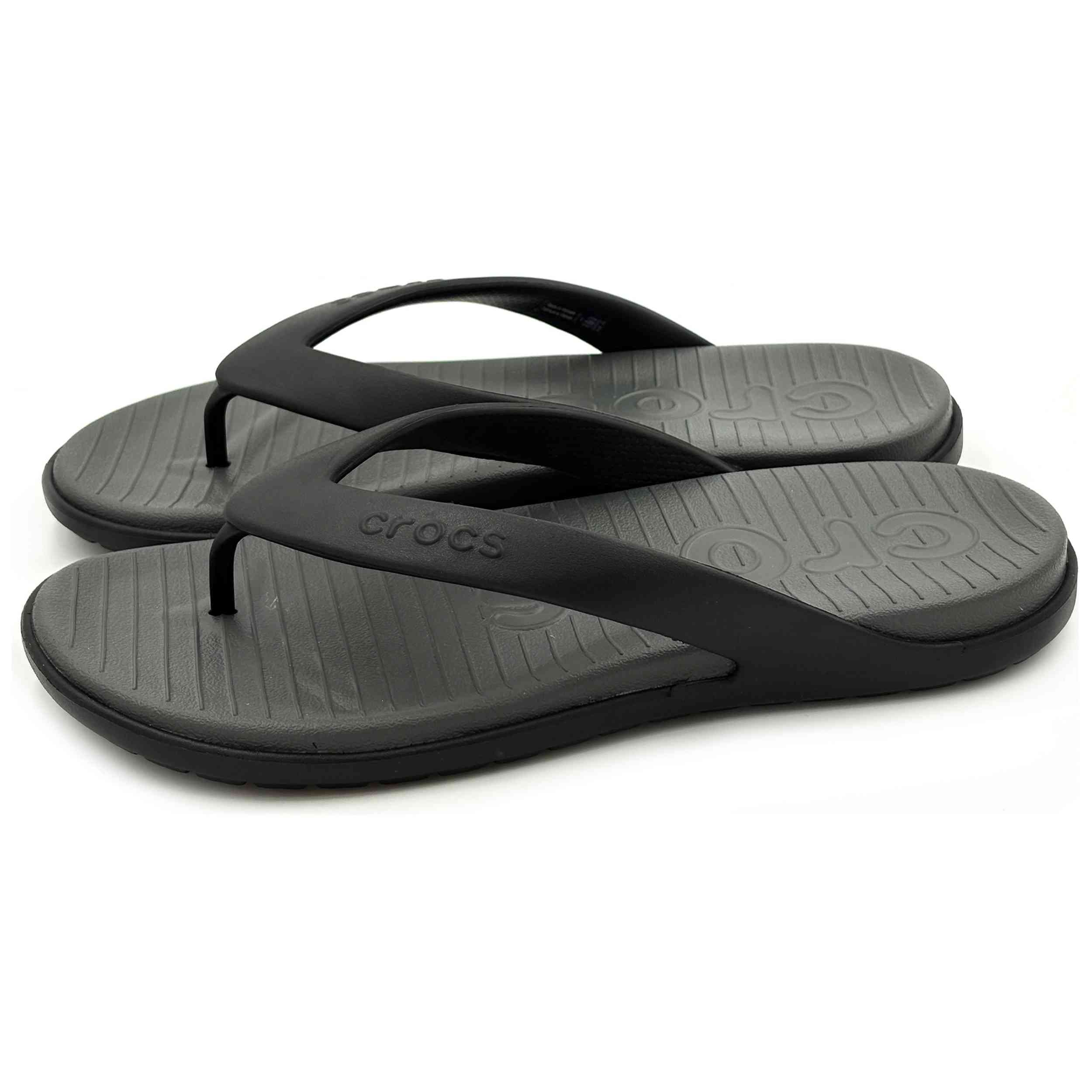 Sandalias Crocs modelo Coast Flip U en color Gris