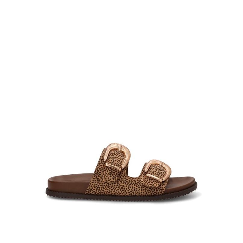 Sandalia Mustang - Mujer - Suela Plana - Modelo 55493 - Color Cuero